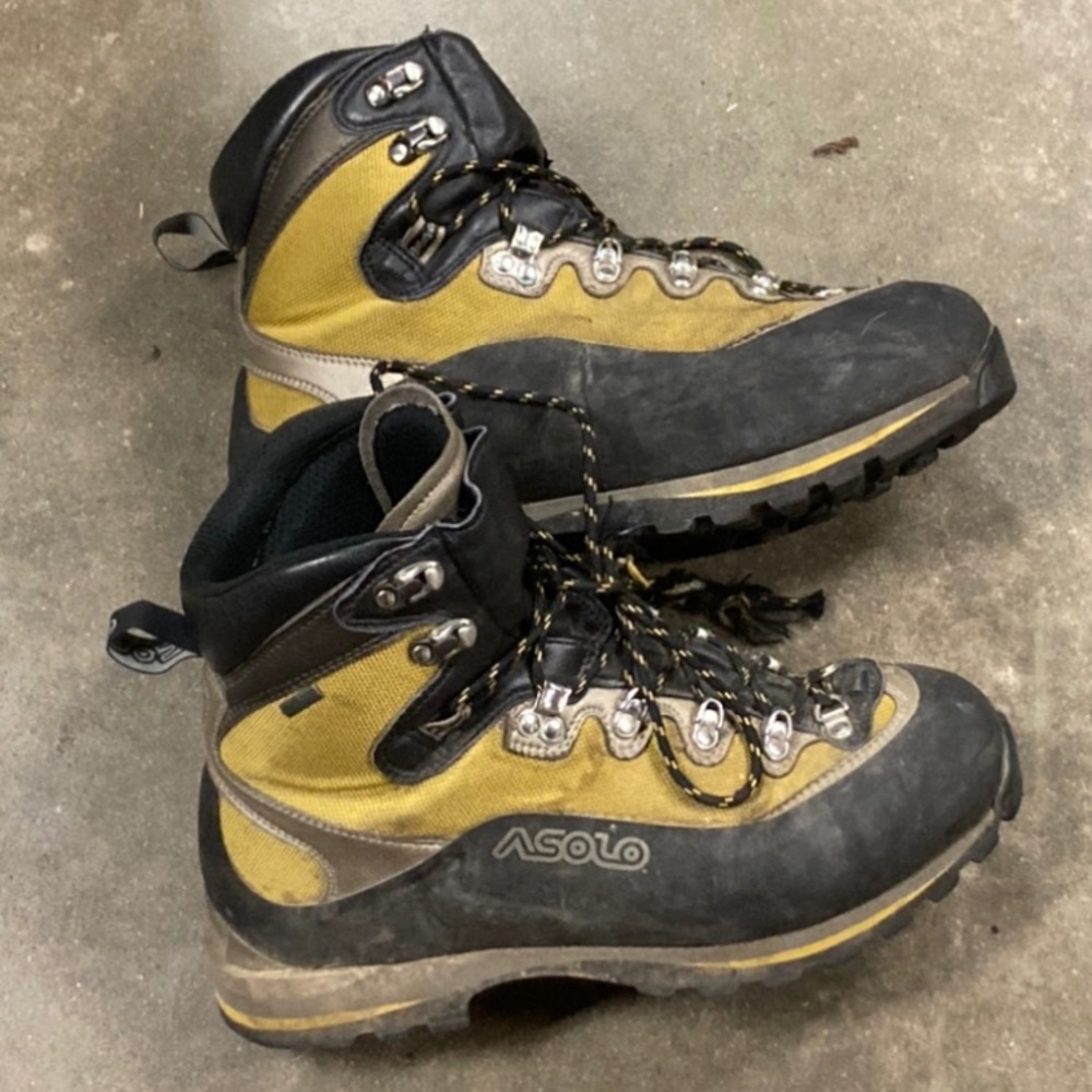 Asolo ice climbing boots size 11 mens